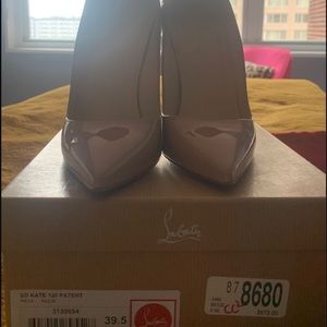 So Kate- Christian louboutins size 39.5